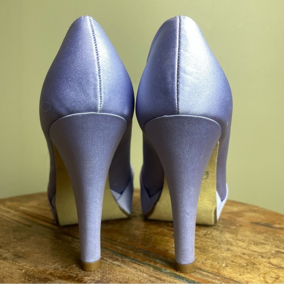 Michelangelo Diana Lavender Satin High Heels Rhinestone Embellishment Sz 7.5 M - Picture 7 of 13